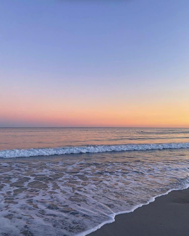 aestheticspost_'s tweet photo. Ocean view. https://t.co/NXO7PlMuIi