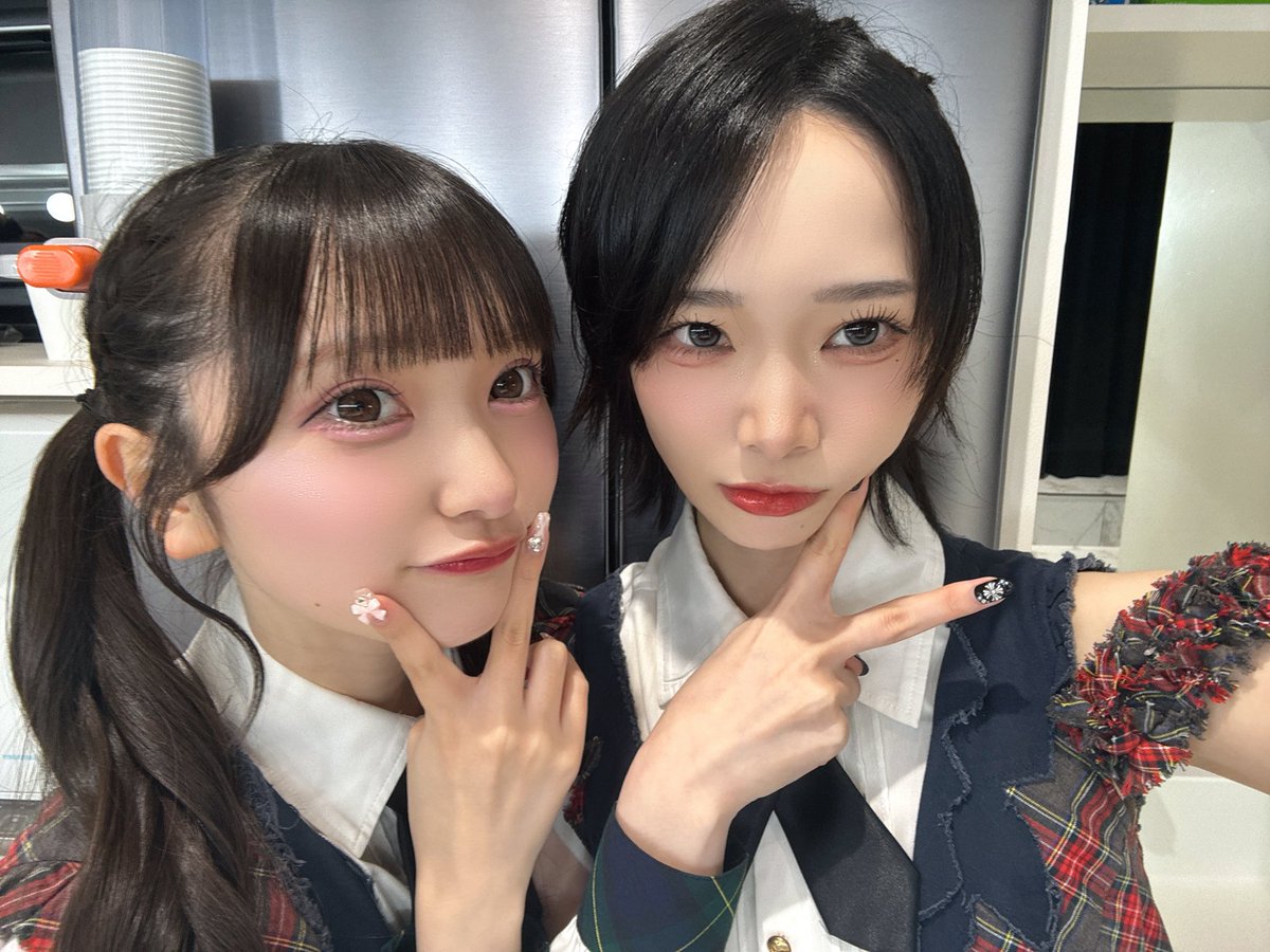 kohina_narita's tweet photo. #RESET公演 ありがとうございました！！

今日は天気悪め！外暗め！だったけど元気に明るくパフォーマンスしたよ！！

沢山ペンライトもコールも嬉しかった！

またすぐ劇場公演でみんなに会いたいな^_^ https://t.co/BSeeKad39i