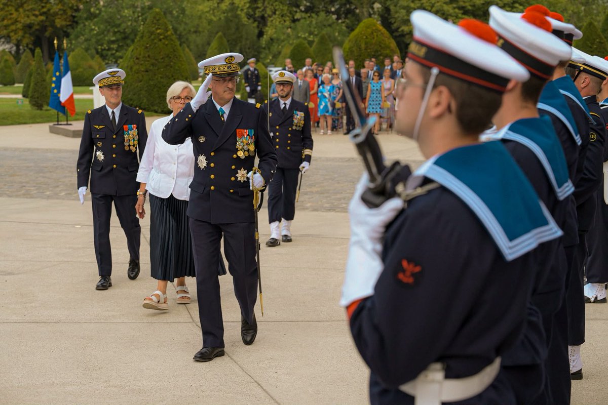 Marine nationale tweet media