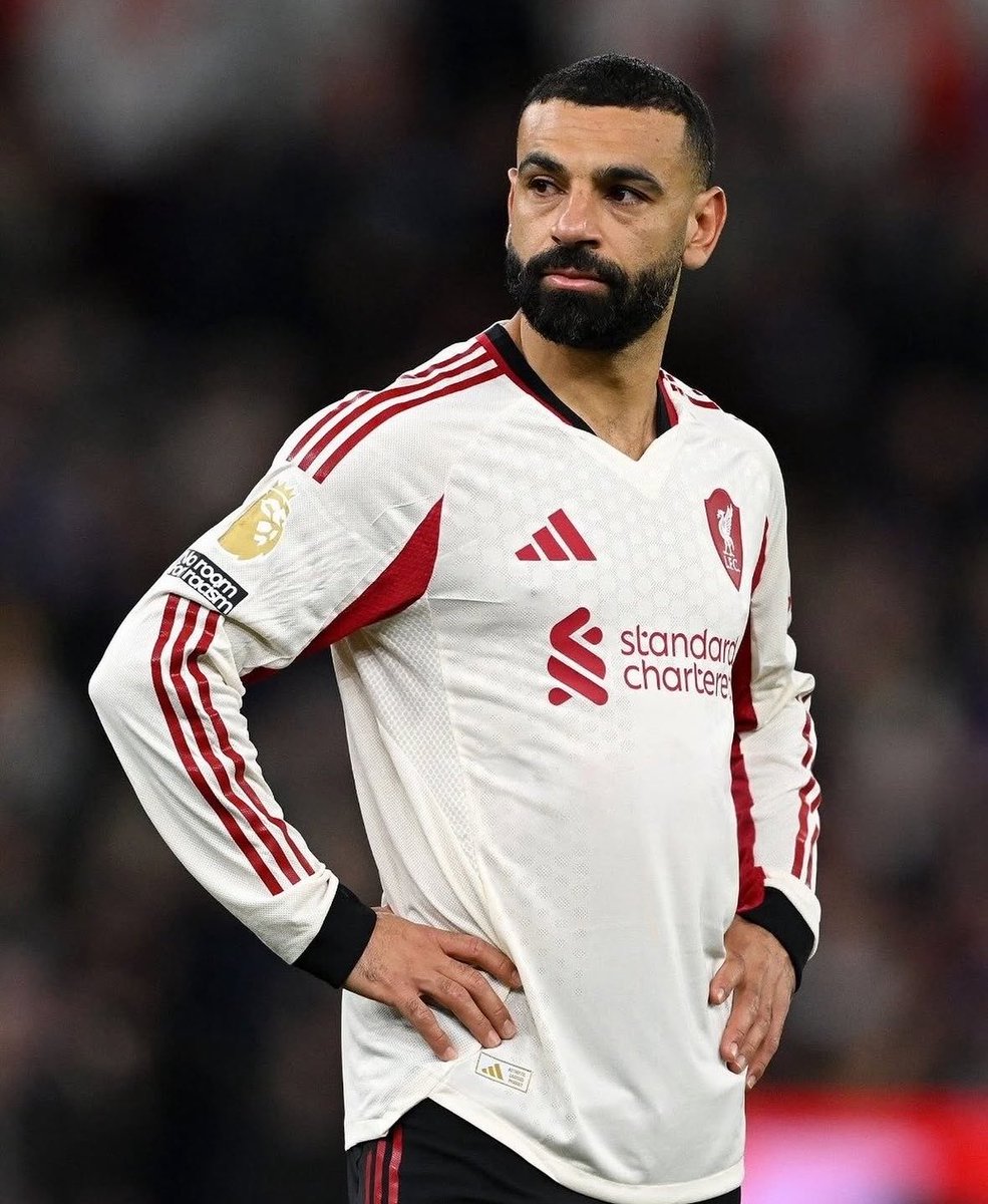 KartalRecord's tweet photo. Mohamed Salah, Beşiktaş taraftarının sosyal medyadaki yoğun ilgisinden oldukça memnun. Yorumları yakından takip ediyor. (A Spor) https://t.co/9eHLNy7KK4