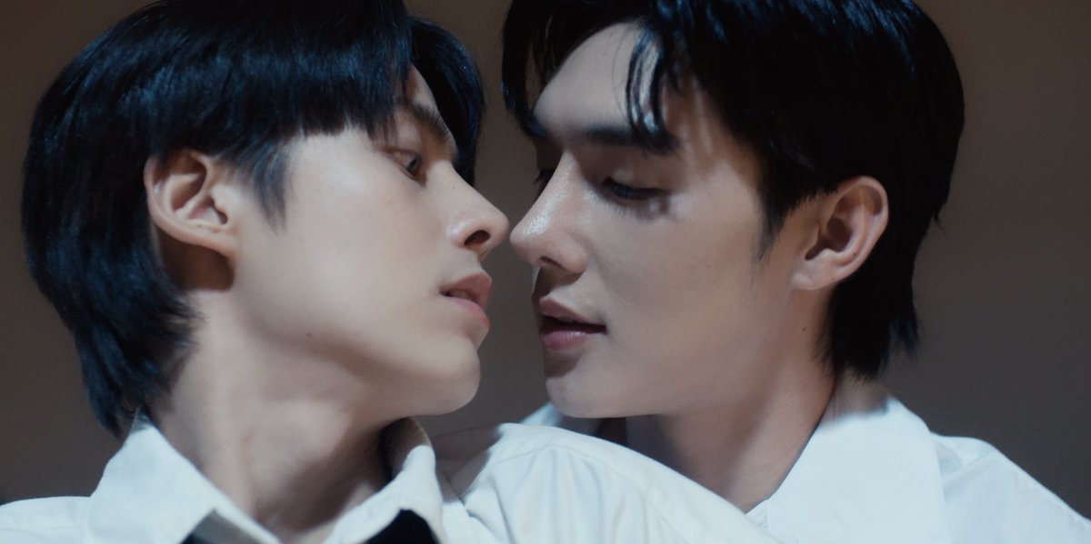 DBTE_iQIYI's tweet photo. เพราะว่าสายตามันหลอกกันไม่ได้ 👀

DBTE RULES EP4
#อย่าขอพี่เจนEP4 https://t.co/04g2XbEHTR