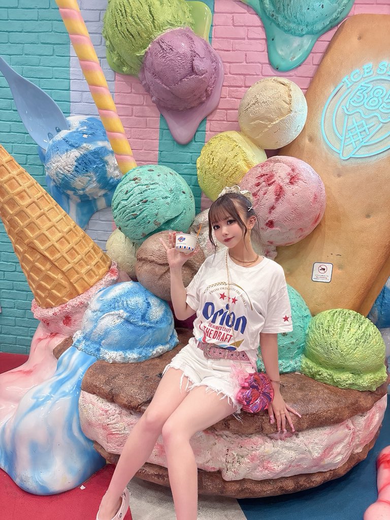 nyoki_cos_'s tweet photo. ブルーシールアイス🩵🩵🩵 https://t.co/twSJf4A8ul