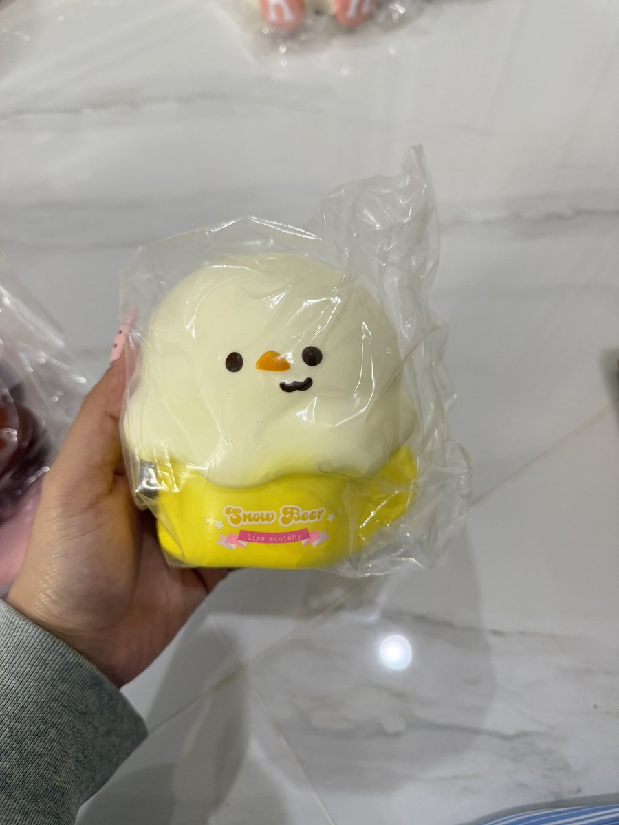 prewithjulyfeb's tweet photo. ♡ พร้อมส่ง ♡ 
Lisa แก้วเบีย สีเหลือง มือ1 พกครบ
370 บาท ค่าส่ง 50 🚛 ส่ง 20.07 
line : @959gkpdk ( มี@ ) or dm kaa ♥️
#ตลาดนัดสกุชชี่ #สกุชชี่ https://t.co/IlQCp1MvSB
