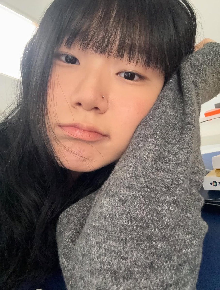 hua537's tweet photo. 흠~ https://t.co/NBu37eTrZE