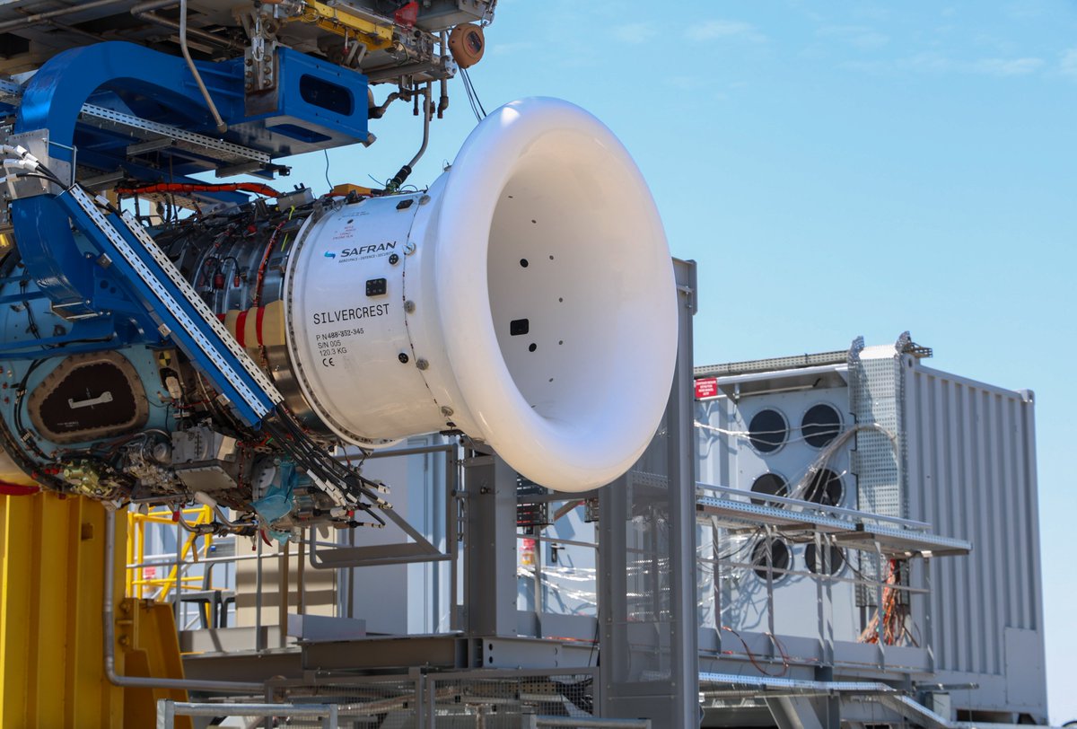 SafranEngines's tweet photo. Safran lance les essais de son démonstrateur hybride électrique PHILEAS à échelle 1 pour la prochaine génération de moteurs d’avion.
✅Une campagne de 6 mois
✅300 heures d’essais
L'#hybridation est un des piliers de la stratégie de décarbonation de Safran
https://t.co/Dygw2rLopN https://t.co/3khXfRvvwz