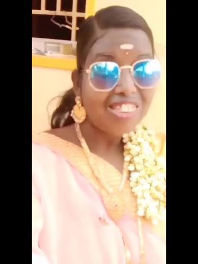 dakshmoor's tweet photo. @Anshithaprincey Appo Karthiii....Ippo naveen 😀😀😀 https://t.co/OnHcScPtor