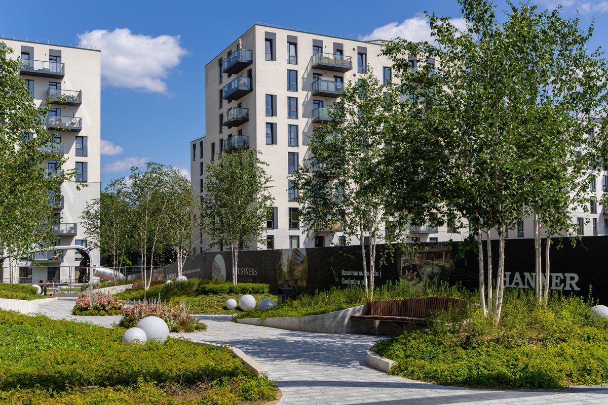 ukinlithuania's tweet photo. Developed by π±πΉ #Hanner & designed by π¬π§ #ZahaHadidArchitects w/π±πΉ architects #Unitectus, #BusinessStadiumCentral combines world-class design w/ local expertise to create sustainable, people-centred spaces for the future of #Vilnius.
Here's to more π¬π§ design in #Lithuania! π¬π§π±πΉ https://t.co/bEkdVpwvbV