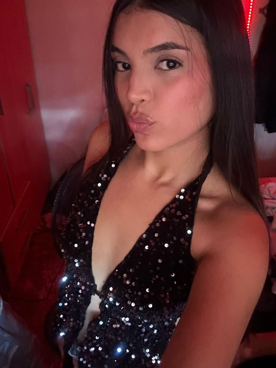 Paola tweet media