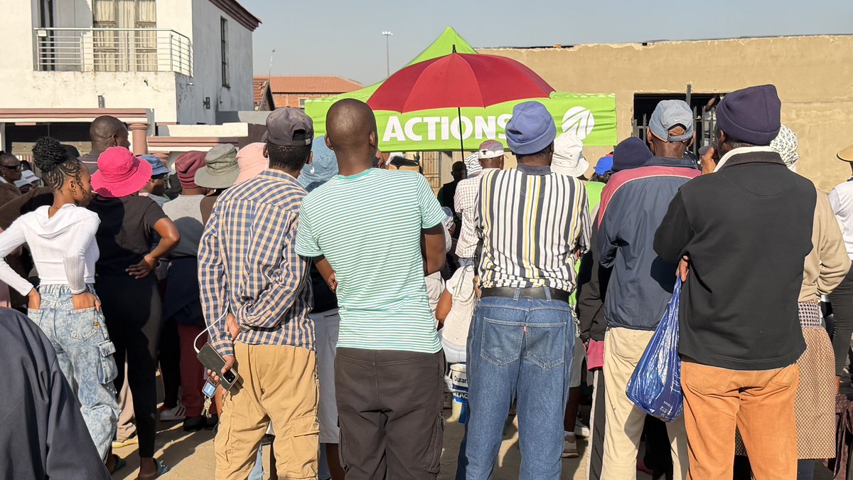 XolaniKhumalo_'s tweet photo. In Ward 5 with Branch Chairperson Joseph “MJ” Boya, we are engaging residents on the ActionSA Plan to Fix Ekurhuleni.  

#VoteActionSA #Xolani4Mayor https://t.co/fzvKKLUEaw
