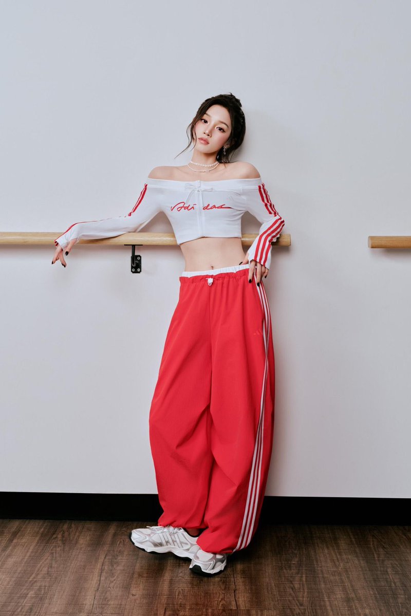 syqfiles's tweet photo. she looks so good https://t.co/glDoIhieGd