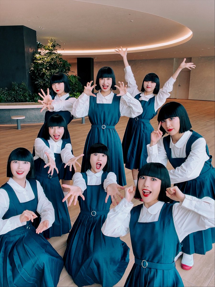 avantgardey_'s tweet photo. ハーイ！マッチャンです😃

いよいよ明日は、AVANTGARDEY LIVE TOUR 2026『DANCE ON AIR』ツアー完走大報告会‼️

ツアーを駆け抜けたからこそ話せる、あんな話やこんな裏話…🤫
ここでしか聞けないエピソードをたっぷりお届けします！💥

皆さんにお会いできるのを楽しみにしています！！✨
会場でお待ちしています✨macchan

Hi! I'm Macchan! 😃　

Tomorrow is finally here!! 🎉
AVANTGARDEY LIVE TOUR 2026
“DANCE ON AIR” Tour Completion Celebration Event‼️

We’ll be sharing all kinds of stories that we can only tell now that the tour is over—including behind-the-scenes moments, untold episodes, and maybe even a few surprises…🤫💥

We can’t wait to see you all tomorrow!! ✨
See you at the venue! ✨macchan

#アバンギャルディ #avantgardey