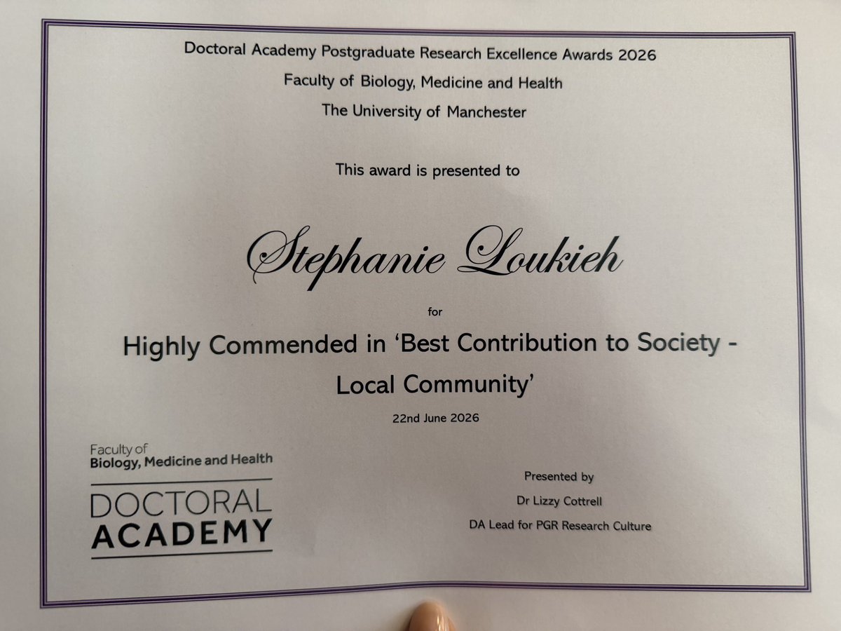 Phye_Lk's tweet photo. Feeling so proud to share that I was highly commended by @OfficialUoM @FBMH_UoM @FBMH_DocAcad for the excellence award: “Best Contribution to Society - Local Community”. Grateful to my participants and my entire research team 💜 https://t.co/AWxtffChdN