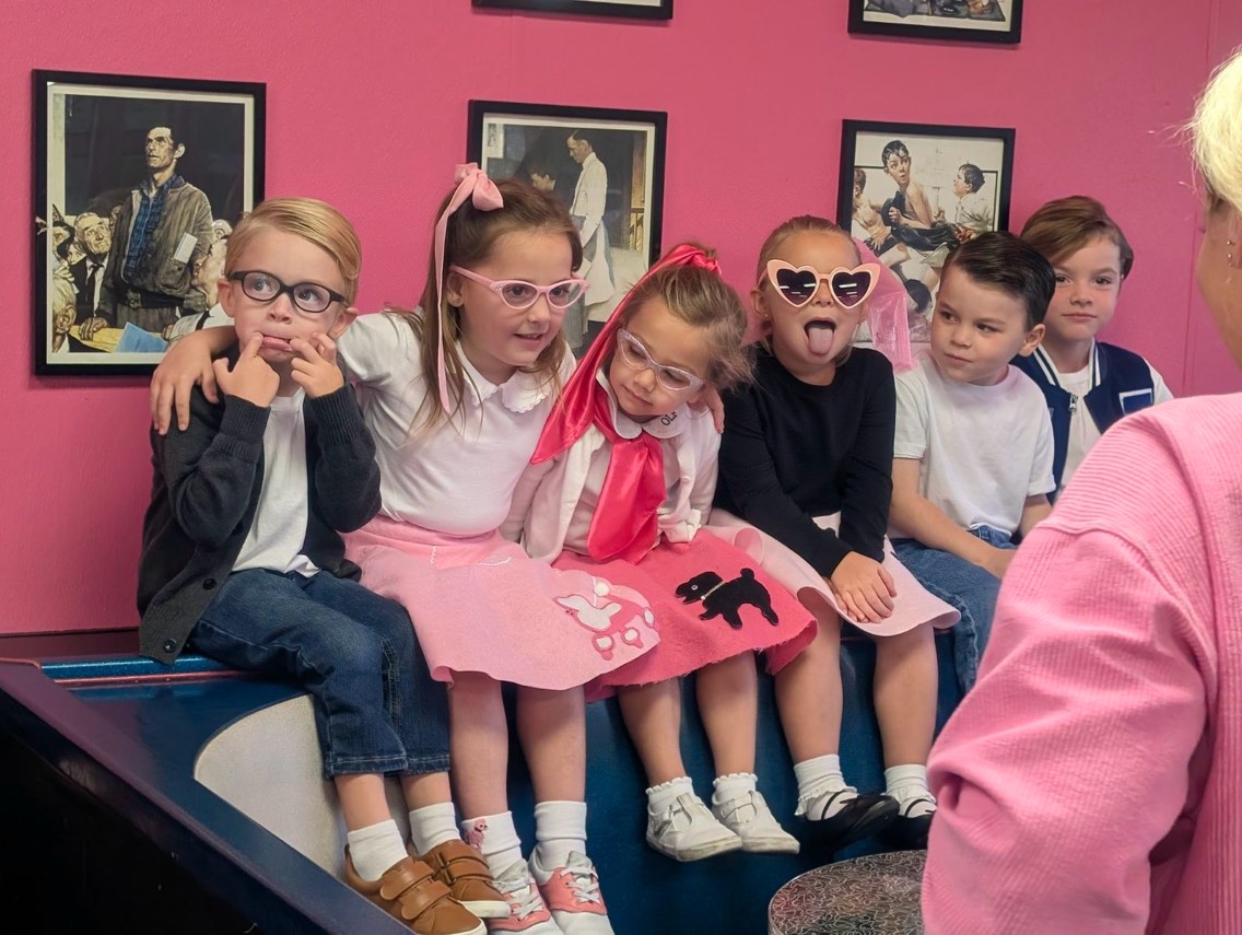 TheMelsDiner's tweet photo. Step back in time at Mel's Diner with these adorable kiddos bringing all the retro vibes!🎀👓🍔 

From heart-shaped sunglasses to poodle skirts, they're ready to rock around the clock and make memories that last a lifetime!🎶💖

#MelsDiner #Lafayette #Diner #Food #Restaurant https://t.co/D7BtnSAWCJ