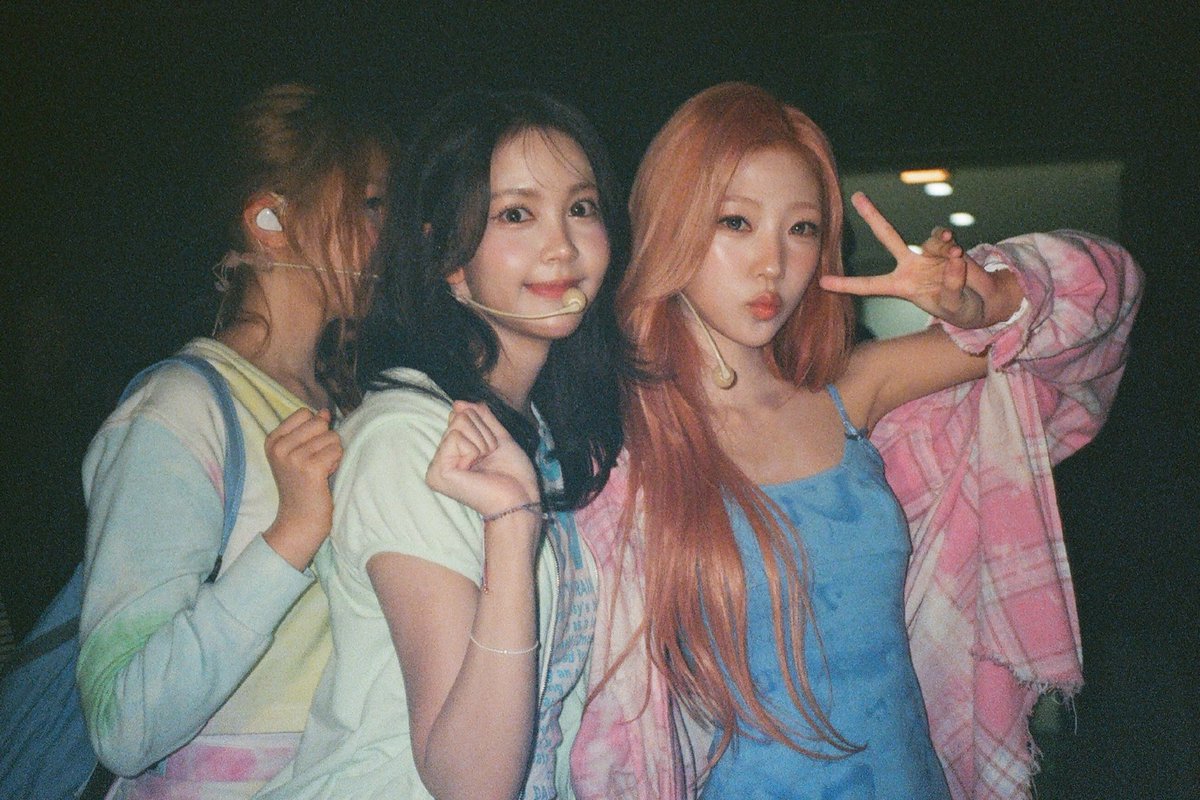 STELLAGLOBALS's tweet photo. [PHOTO] 260716 — Hearts2Hearts Instagram Update w/#STELLA And The Rest Of Her Members.

"심장 소리는 두근 내 코는 찡긋 #ChasingBackToTheLemonTang (My heart goes thump thump, my nose scrunches up #ChasingBackToTheLemonTang)" 

#STELLA #스텔라 #ステラ #金多绚
#Hearts2Hearts #H2H https://t.co/eRssPoMD21
