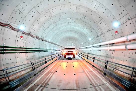 InshalSiddiquii's tweet photo. 🚨🇵🇰🇨🇳China builds the  longest underwater road tunnel in Gwadar opening in 2028 In Cpec 2.0 in Pakistan..
#ODICricket https://t.co/8HKkJyg97v