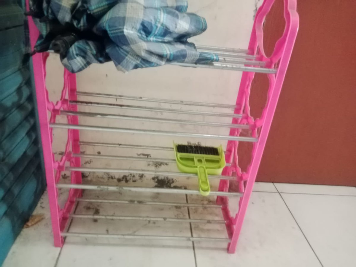 muffffyi's tweet photo. @unicefess rak sepatu 10K free pembersih kecil
galon 15K
ember ijo 15K free kemonceng https://t.co/8ScAsYSntK