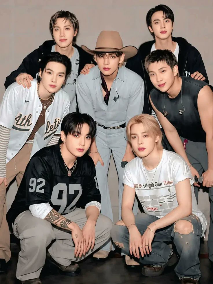 3rdWrld_iii's tweet photo. BTS' "NORMAL (Korean Ver.)" has topped the iTunes charts in both the United States🇺🇲 and the United Kingdom🇬🇧.

🔝📉💫 🇰🇷 https://t.co/wzUwYEJDlJ