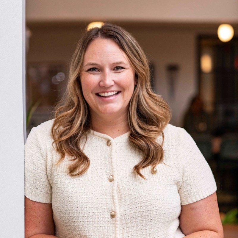 FacilitiesMedia's tweet photo. Who's News: @VisitNorfolkVA appoints Sarah Hughes its new President &amp; CEO. Best of luck! https://t.co/0PC5CQ239i https://t.co/H5MQpL6BAh