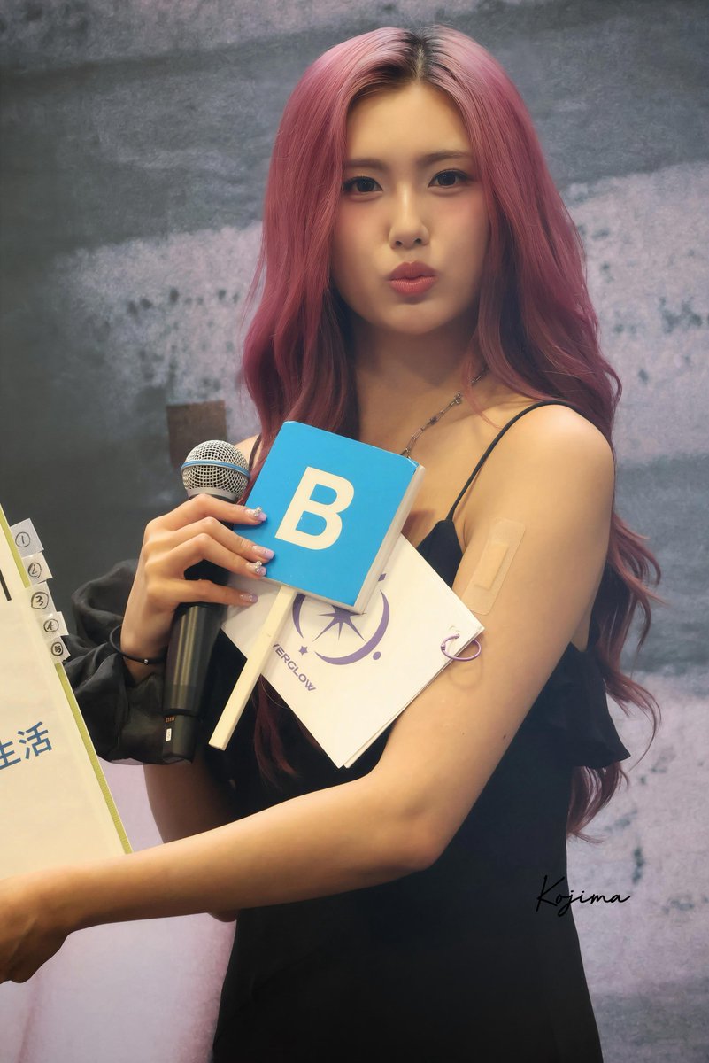kojimaeverglow's tweet photo. 20260717 
#EVERGLOW #아샤 https://t.co/DpmpWRoexe