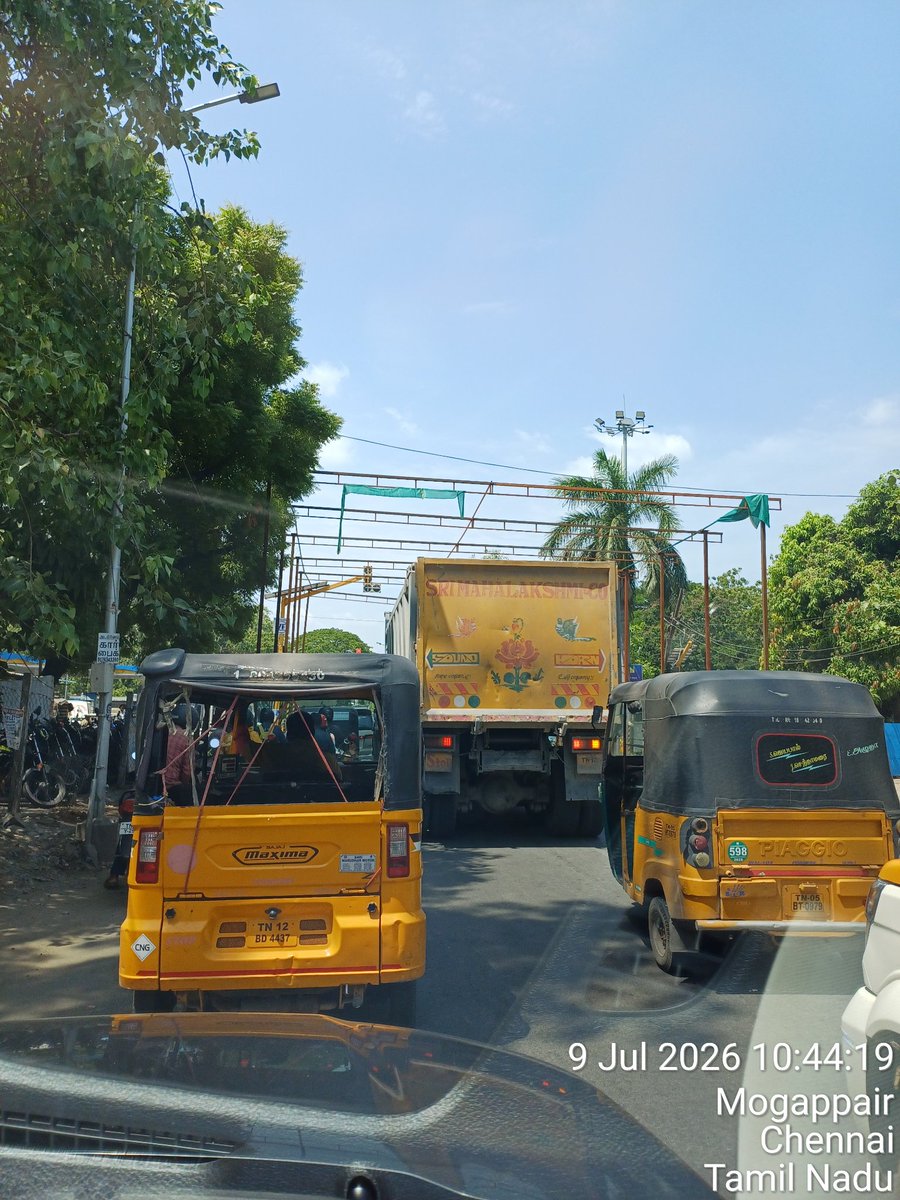 MPTDurai's tweet photo. #Traffic_Management @chennaicorp should prioritize scientific traffic engineering by correcting splays/bellmouths at T-junctions and intersections, and introducing properly designed roundabouts wherever feasible, instead of spending public money on cosmetic projects such as roadside shades.

Similarly, instead of focusing on showpiece infrastructure, priority should be given to the revival of traditional waterbodies, feeder and supply canals, and grazing lands. Sustainable planning and restoration of natural drainage systems are far more effective than indiscriminately constructing storm water drains within the Right of Way (RoW) of streets and roads.

#BlueRootsFoundation
@BluerootsF
#Mission_GOandTELL #GoodGovernance #RoadSafety #UrbanPlanning #WaterbodyRestoration #SustainableDevelopment
@CMOTamilnadu @CmcellTamilNadu @Chief_Secy_TN @GSBediIAS @sameerangs #JCWorks_GCC #DCRF_GCC @rdc_south @GccNorth 
@Koushikhr_ias