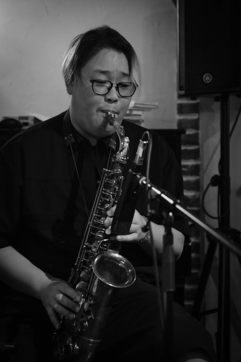 chokosuke7's tweet photo. 亀井さんの素敵な演奏を聴きながらササミのハニーマスタードご飯をいただきこたん🙏
めちゃ美味い😋
#いただきこたん
#限定きこ解除
#LaClef https://t.co/VMchiiSYdY