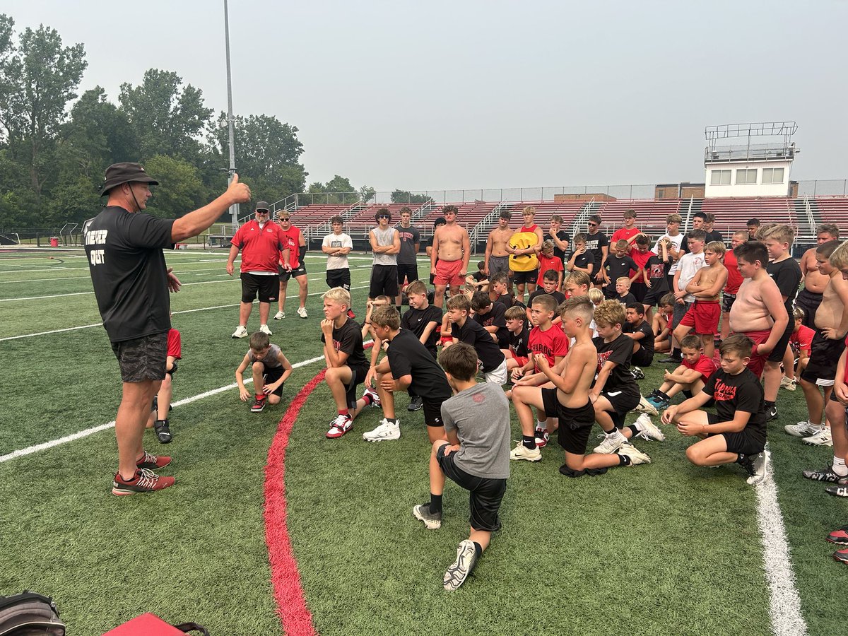 topperfb's tweet photo. The final camp day was modified because of the Canadian imported air, but the focus was tackling, and learning about Chardon Football history.  Another great day to be a Hilltopper! https://t.co/OLngyu7166