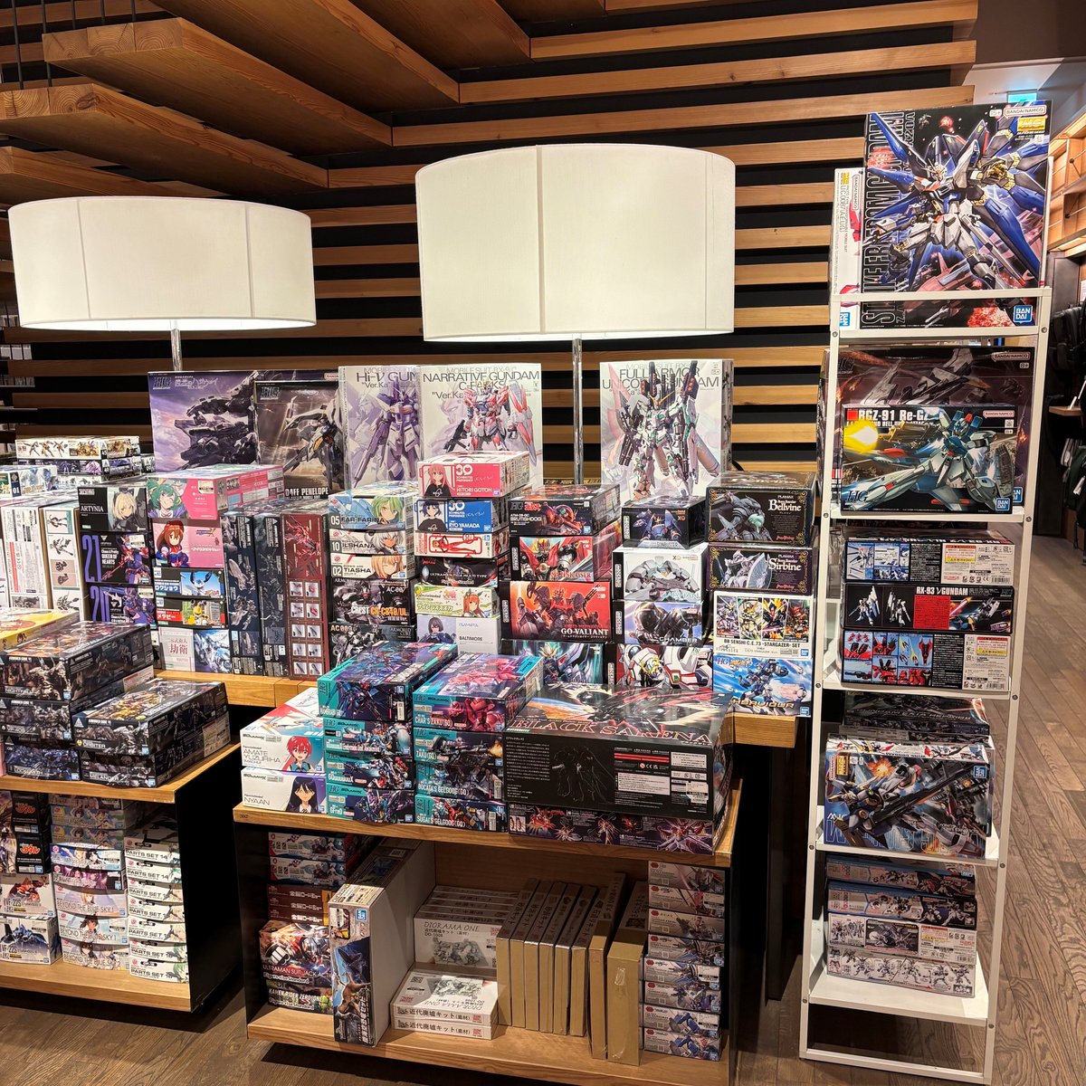 ガンプラなど新入荷、再入荷ございました！完売の際はご容赦ください