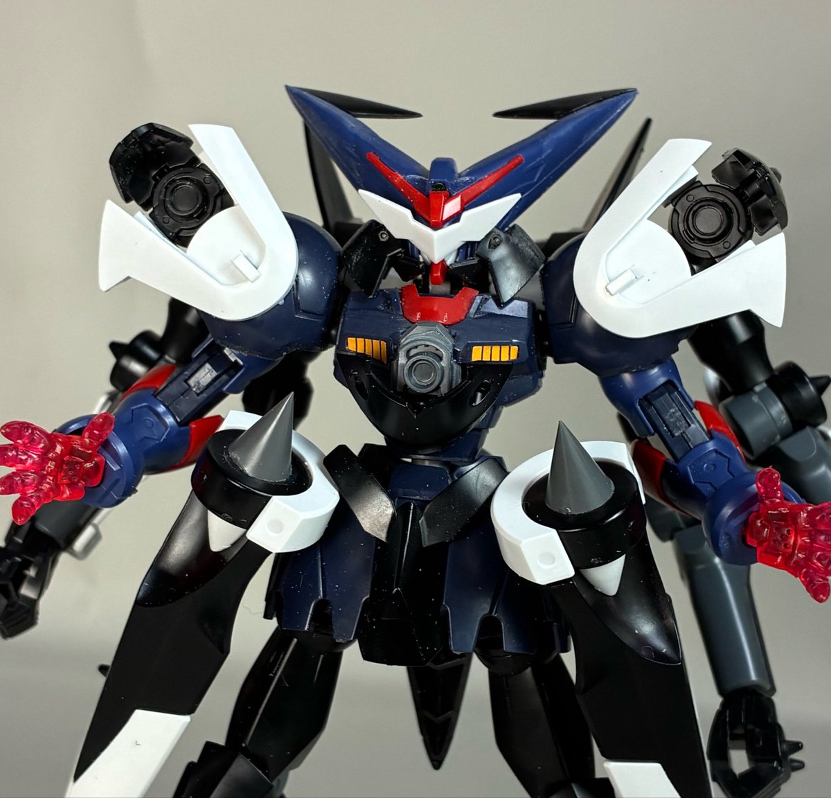 Maniac_Cop_'s tweet photo. これがワイの新たなるガンプラ、スサノオマスターガンダムや！ https://t.co/jxIK45I8X7