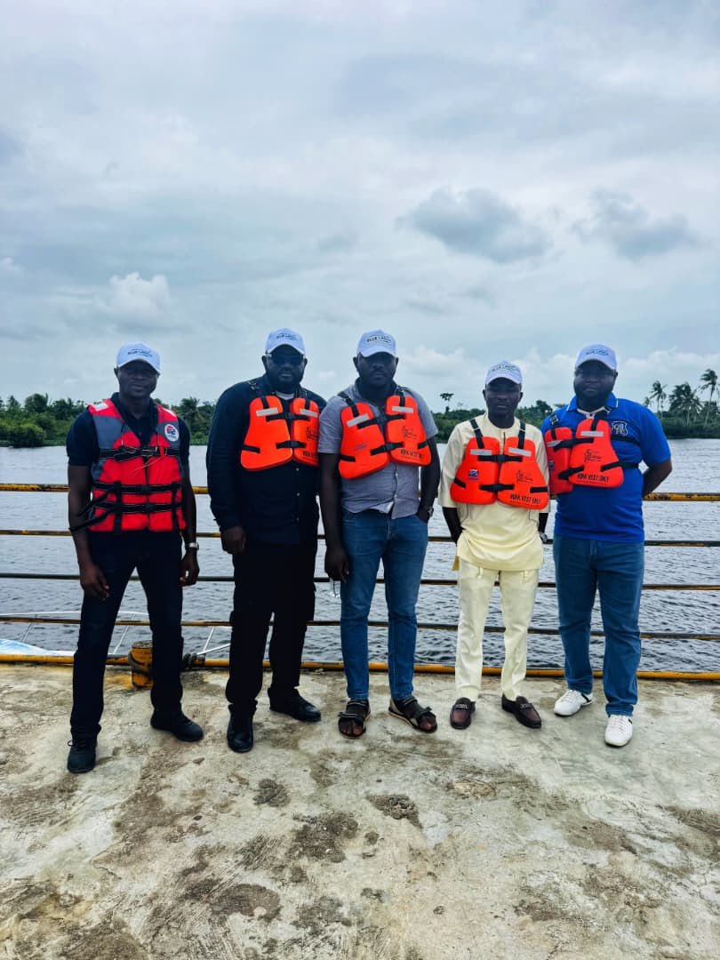 BlueLagos1's tweet photo. LCDA, as well as Ilege and Abomiti in Epe Local Government Area, helping to ensure that every eligible citizen has the opportunity to register and participate in the democratic process.

#NoCommunityIsLeftBehind #BlueLagos #CVR2026 #INEC #RiverineCommunities #LagosVotes https://t.co/5BBtjyls1v