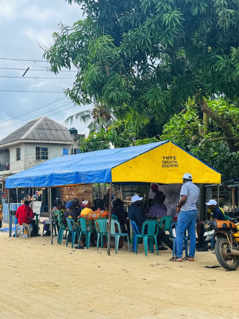 BlueLagos1's tweet photo. LCDA, as well as Ilege and Abomiti in Epe Local Government Area, helping to ensure that every eligible citizen has the opportunity to register and participate in the democratic process.

#NoCommunityIsLeftBehind #BlueLagos #CVR2026 #INEC #RiverineCommunities #LagosVotes https://t.co/5BBtjyls1v