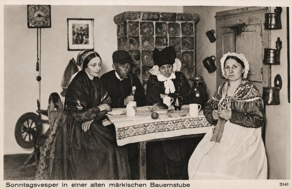 DAKAmerika's tweet photo. A Sunday vesper in a Brandenburg farmhouse, surrounded by the familiar furnishings of rural life.

German culture was preserved not only in monuments and great events, but in the home. https://t.co/HIFs3ISKjd