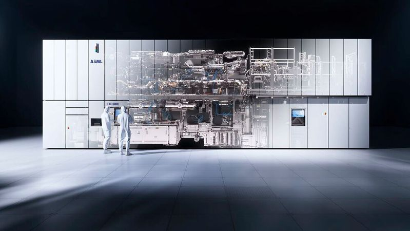DutchInvestors's tweet photo. $ASML to award all its employees with €20,000 in shares!

The only condition to acquire the shares is to stay at ASML until the 1st of January 2030 at least. 

The reason is simple. ASML wants to ramp up production by 30% a year. For that, experienced personnel is needed.

As 'De Telegraaf' states: ASML is using golden handcuffs to hold staff. 

What do you think about this incentive?