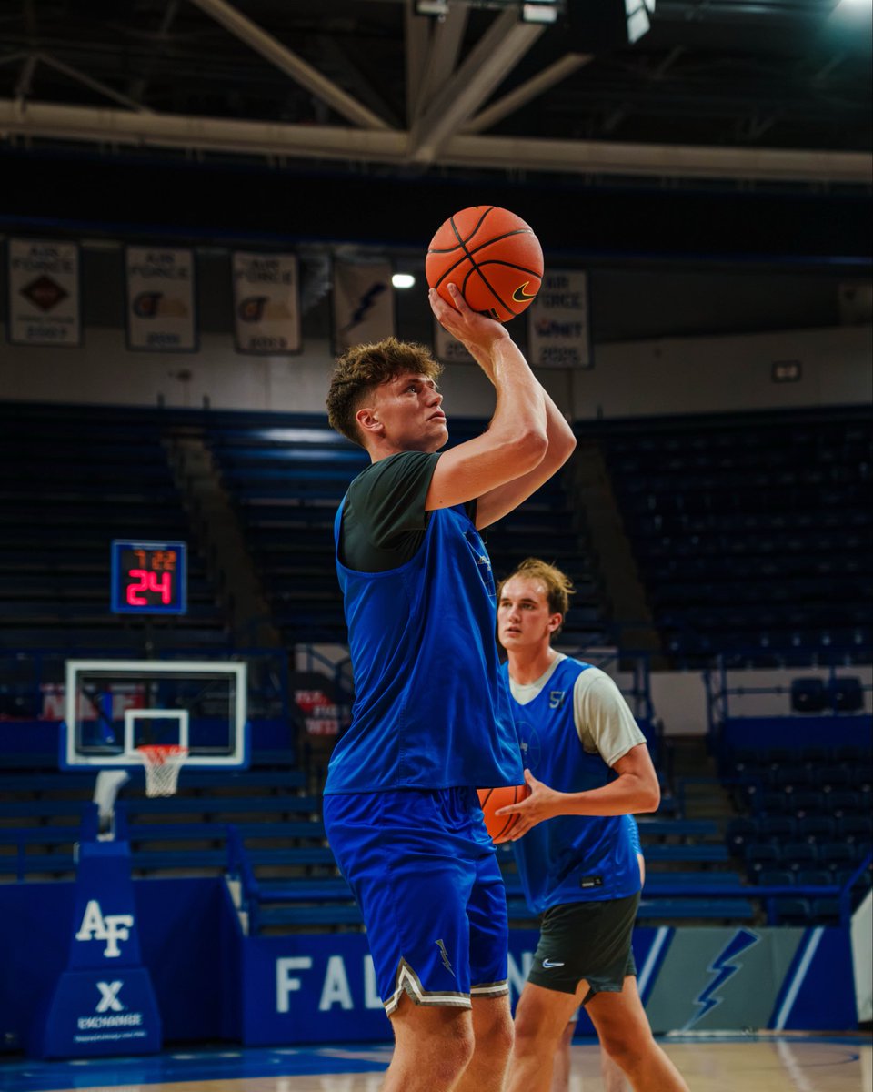 Air Force Men's Basketball tweet media