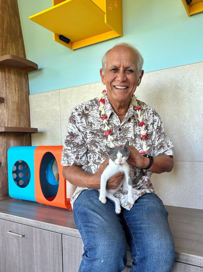 GabbardAloha's tweet photo. 🐾 #HappyAlohaFriday Thinking about adopting a pet? The Hawaiian Humane Society's Empty the Shelters event runs through July 26, with 50% off adoption fees for adult dogs, cats, and kittens. Every adoption helps save another life. ❤️ https://t.co/g8NU9qfkqT