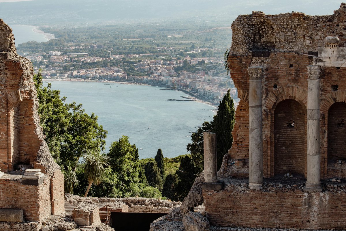 Italy4Real's tweet photo. From vibrant Catania and charming Taormina to Mt. Etna, Syracuse, Agrigento, Palermo, and Cefalù. Explore ancient history, breathtaking coastlines, incredible food, and authentic local experiences.
https://t.co/WoiR0HwD6O
#Sicily #ItalyTravel #SmallGroupTour #TravelItaly https://t.co/tRLLjQIMxQ