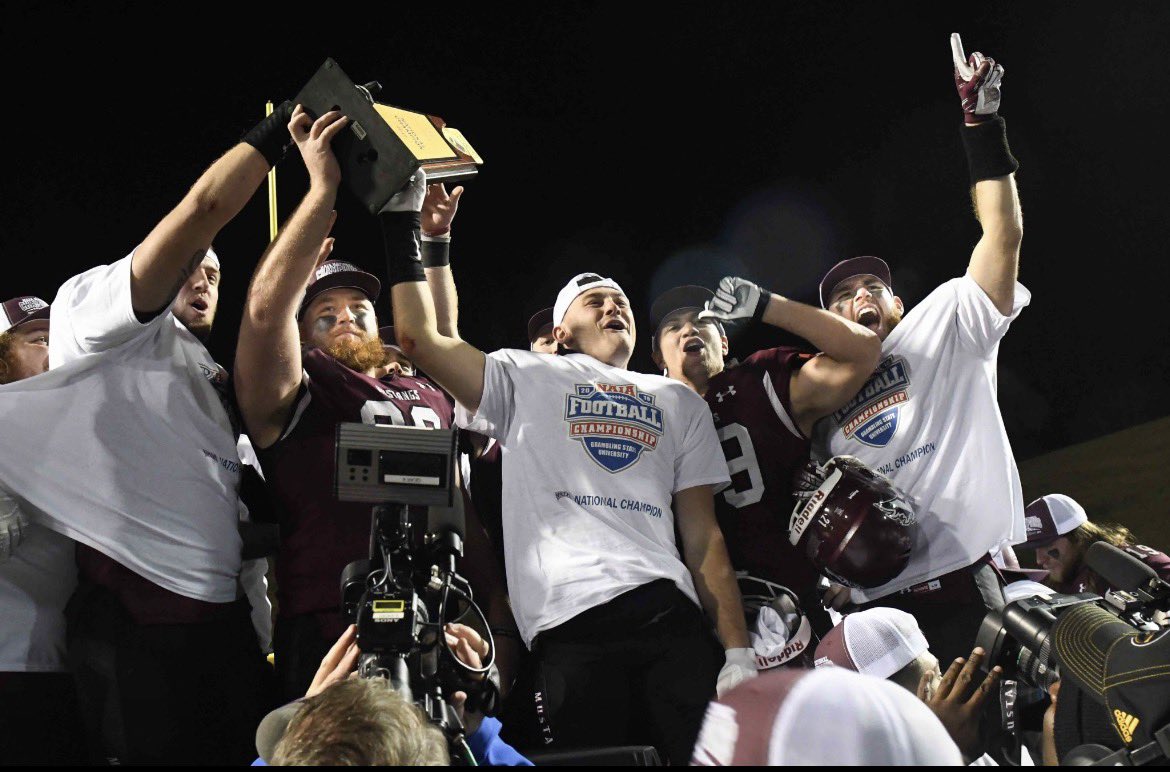 d3nextup8's tweet photo. After a great phone call with @CoachBoyd4new I am beyond blessed to receive another scholarship offer from Morningside University!!!!!!!!
@CoachB314_DBs @coachdgreen_ @jtownfball314 https://t.co/fznzvZxKer