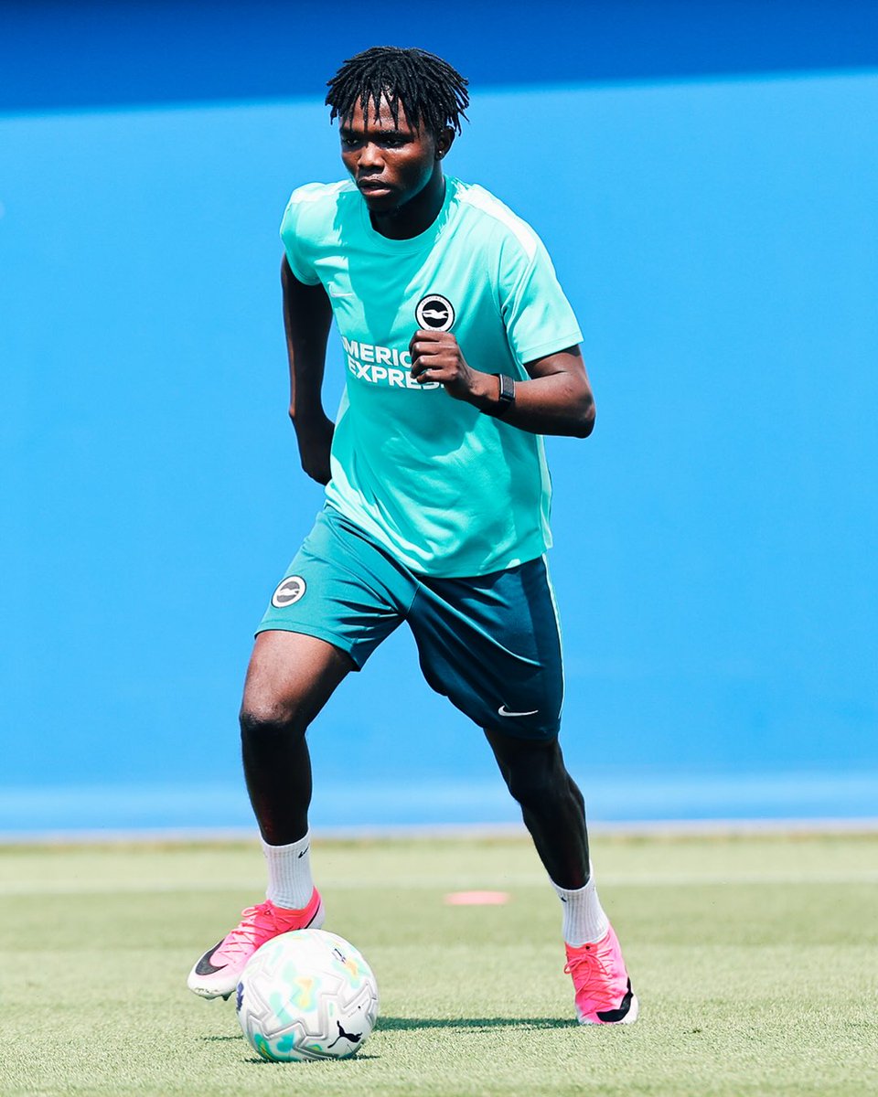 OneJoblessBoy's tweet photo. Zadok Yohanna gearing up for the new Premier League season. https://t.co/Nyj3vaOxaX
