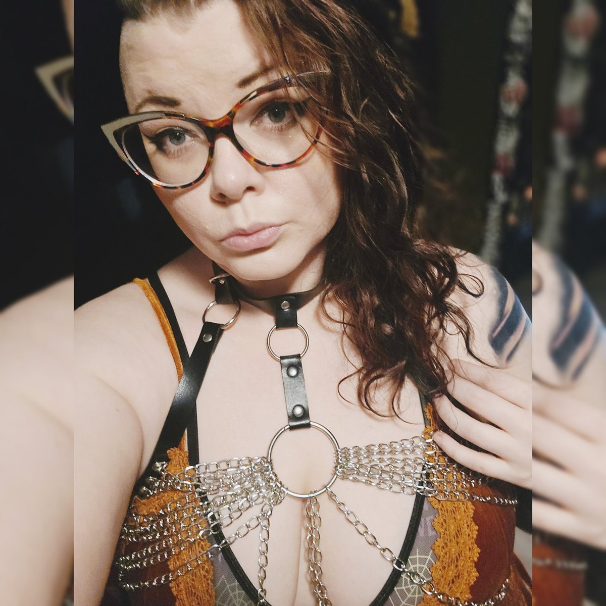 xRHEEPx's tweet photo. Who's afraid of the big bad wolf 
#gothgirls #altgirls #tattooedgirls #nerdygirls #palegirls https://t.co/bt3HLBfO3y