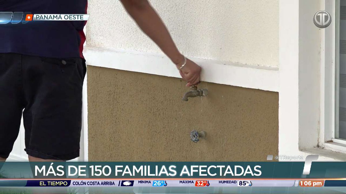 TReporta's tweet photo. Sin agua potable viven los moradores del PH Piamonte, en Arraiján, debido a que el pozo subterráneo dejó de funcionar, ante lo cual la promotora les ha estado suministrando agua mediante carros cisternas, sin embargo, les notificó el servicio solo se mantendrá hasta el 31 de julio, por lo que exigen respuestas.