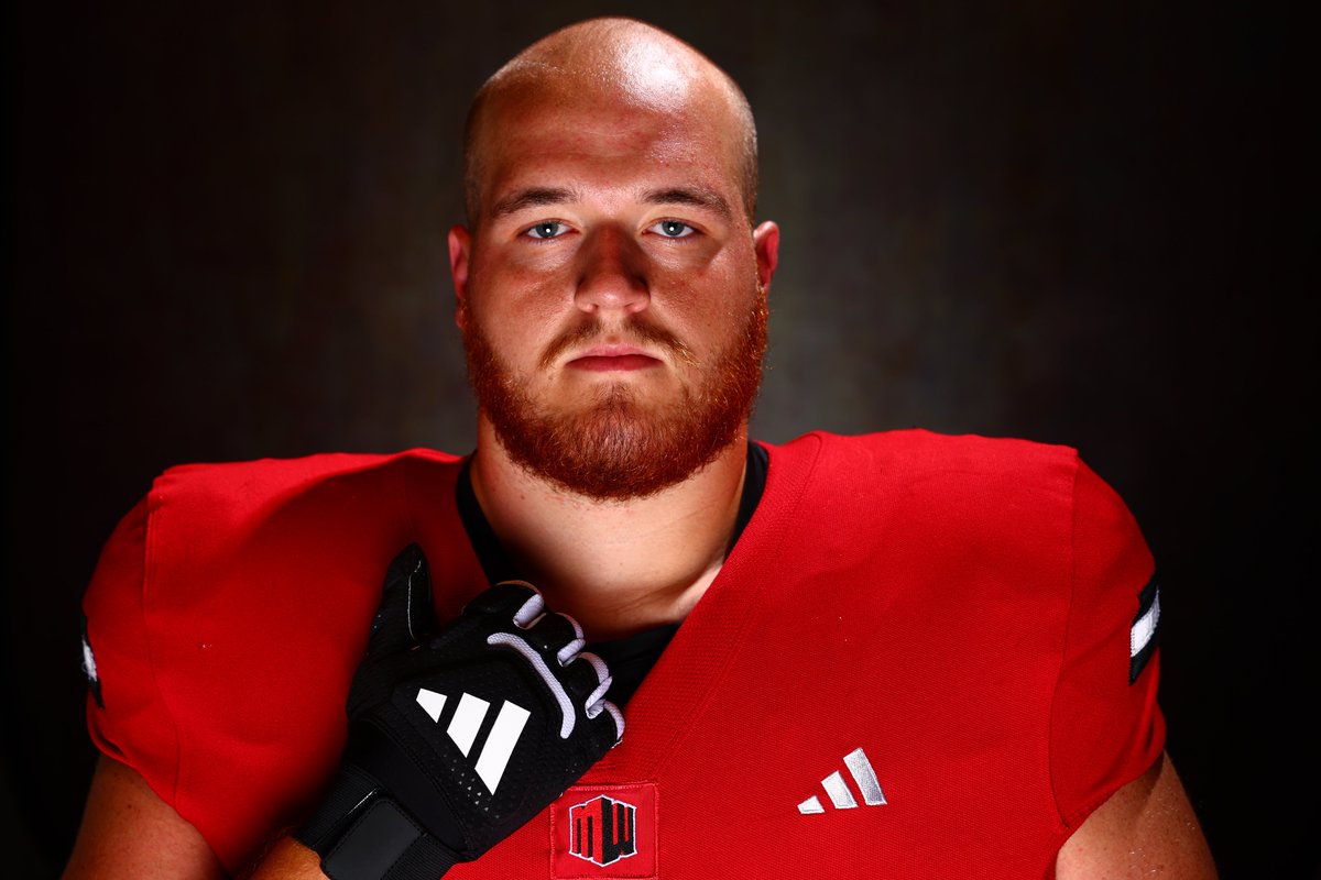 NIUAthletics's tweet photo. Flipping through some 📸 from MW Media Days
#GoHuskies #BuiltBold https://t.co/ucP616okop