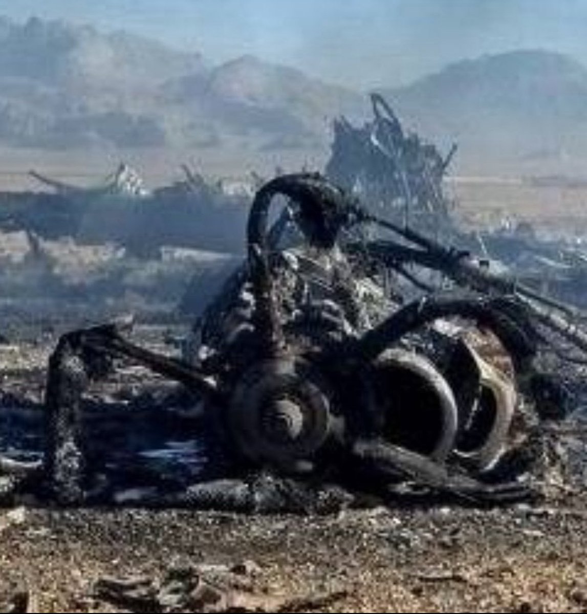 Fzed015's tweet photo. @Tboynz0k Nobody wants to see some colorful underwear in the middle of the desert 🤣 https://t.co/Au2RzotSBz