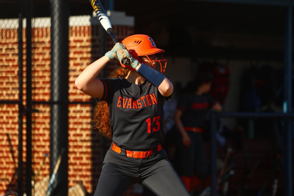 ETHSWildkits's tweet photo. Registration for @ETHSports is now open for the 2026-27 school year! Students must register in order to participate in athletic teams and programs at ETHS. All students must complete the sports registration process for the 2026-27 school year, including students who had previously registered using myETHS before the cybersecurity incident. For more info and to register, visit https://t.co/2AdX2JyzC8.