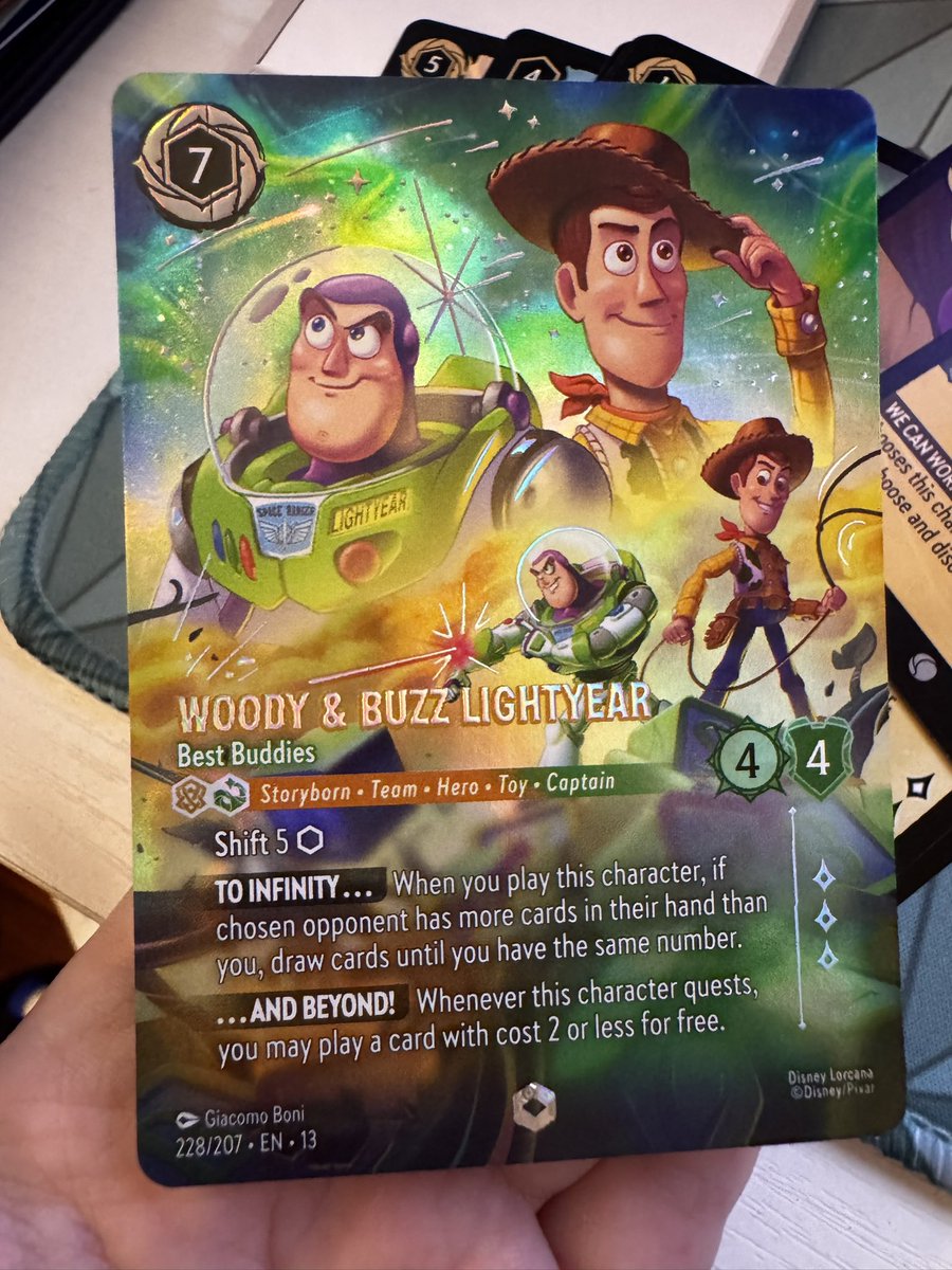 NintendoFanGirl's tweet photo. AND THE PULLS WERE BLESSED 

At least this one was, I only opened one pack. ONE PACK MAGIC BABY  @DisneyLorcana https://t.co/QwupxOJyuV