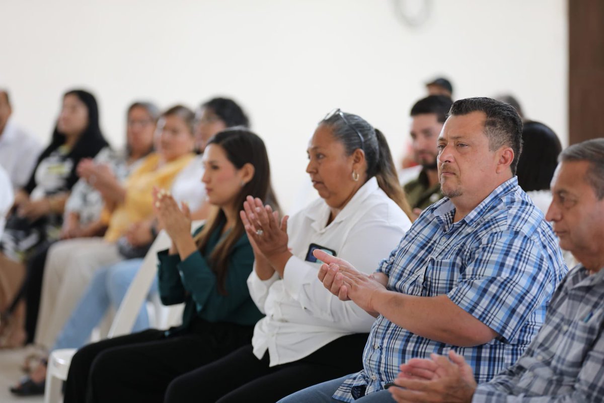SNTE21's tweet photo. que pertenece a la Secretaría de Organización V, a cargo de la Profra. Juliana Chapa Hernández.

Este espacio tiene como finalidad mejorar la atención a las y los trabajadores de la educación que laboran este municipio, facilitando su gestoría y fortaleciendo la identidadsindical https://t.co/uKv3fnvynJ