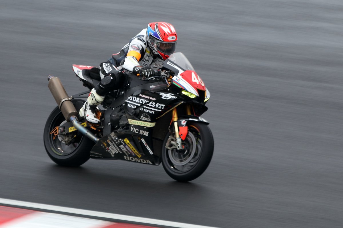 CB400SB_kazu's tweet photo. 46 MOTORCYCLES#27 EJ YIC

@MOTOMASA
@yickyototec

#モトラボEJ 
#YIC
#鈴鹿8耐  
#Suzuka8hours https://t.co/LOihl8trqw