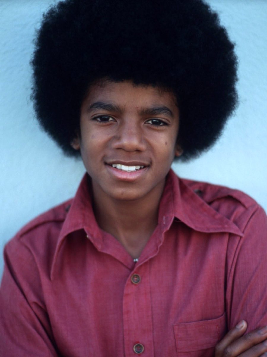 michaelzzip's tweet photo. Michael Jackson, 1972 https://t.co/5sG5vaEWrl