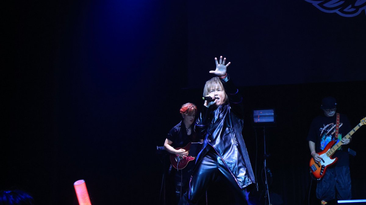 gokigensandany's tweet photo. 羽田は家から
近いんでええねww

速w帰り、即、酒wで
1人打ち上げなーう！

今日の音源を聴きながら
ガーディアンズの
みんなとの空間を
思い出し、酒を煽るww

ベース山本っさんの
ぶりぶり音がかっけぇw

とりま、26歳の
誕生日を楽しく
迎える事が出来て
良かった♡

ほんとみんなのおかげ
。。。 https://t.co/AyvnUYSzWg