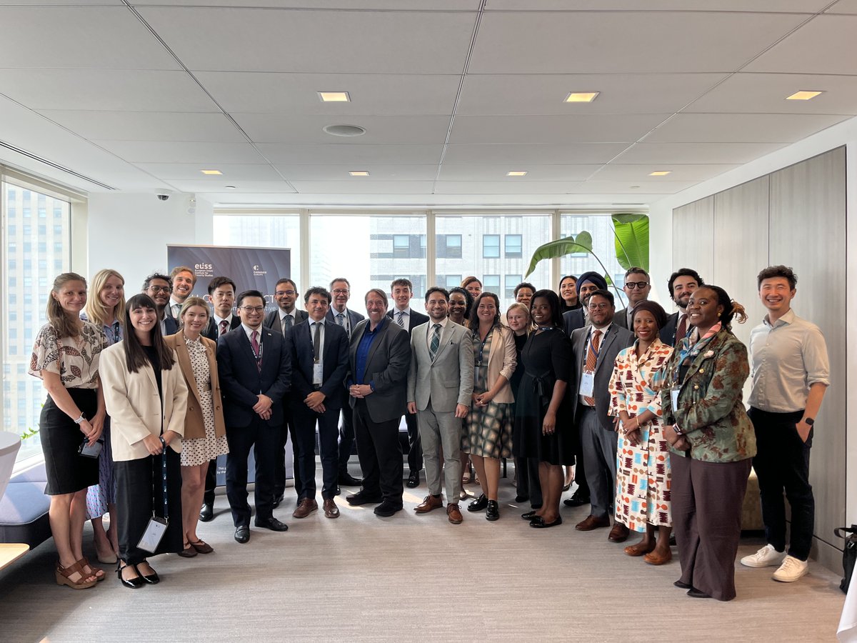 EUCyberDirect's tweet photo. 🇺🇳 Ahead of the first substantive plenary of the UN Global Mechanism, @EUCyberDirect convened the inaugural Cyber Diplomacy Compass in New York

🤝Bringing together UN delegates and experts to strengthen dialogue, cooperation, and shared understanding for the work ahead https://t.co/zKYswCsKGo