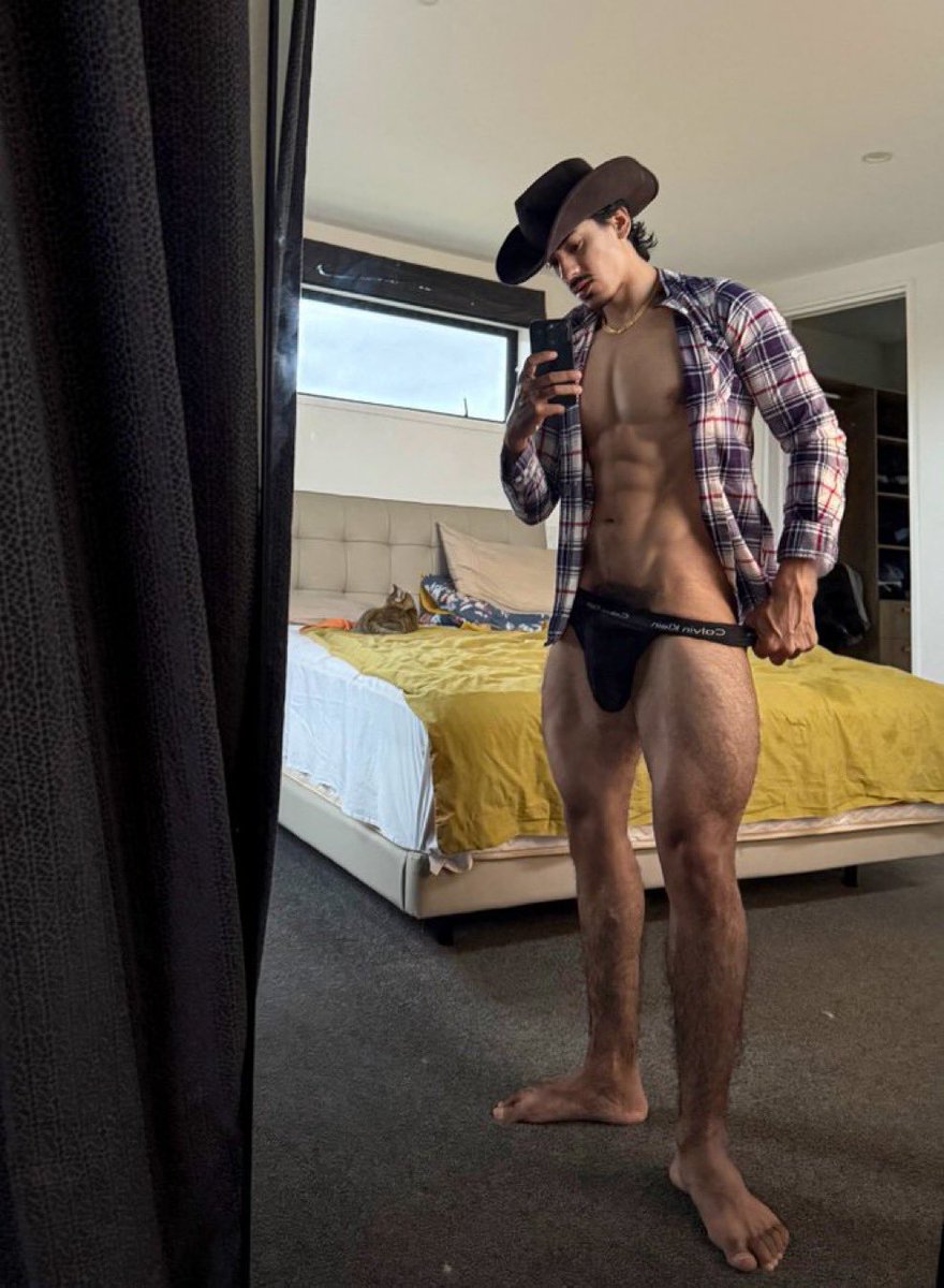 suj_khadka's tweet photo. Hello fams it's weekend what do you have in mind 🍆🥵
#lgbtqiavoteleft #lgbtia #gay #sَُex #Panamá #gayfitness #browngay #gaynepali #lgbtqfit #gaytruckdriver #himalayangay #gayasianmen #queerbrown #instagayfit #truckerfit https://t.co/4NoYbY9H8b