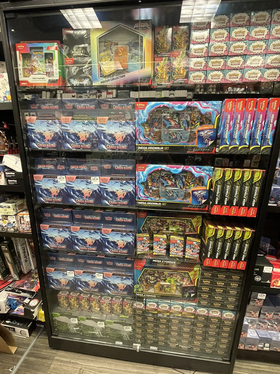 renmatt07's tweet photo. Screw u @Gamestop this is gonna be sitting here for a while @CardPurchaser https://t.co/Potp7tSK7b